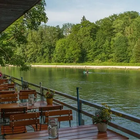 Campsite Camping, Glamping & Dorms Munich